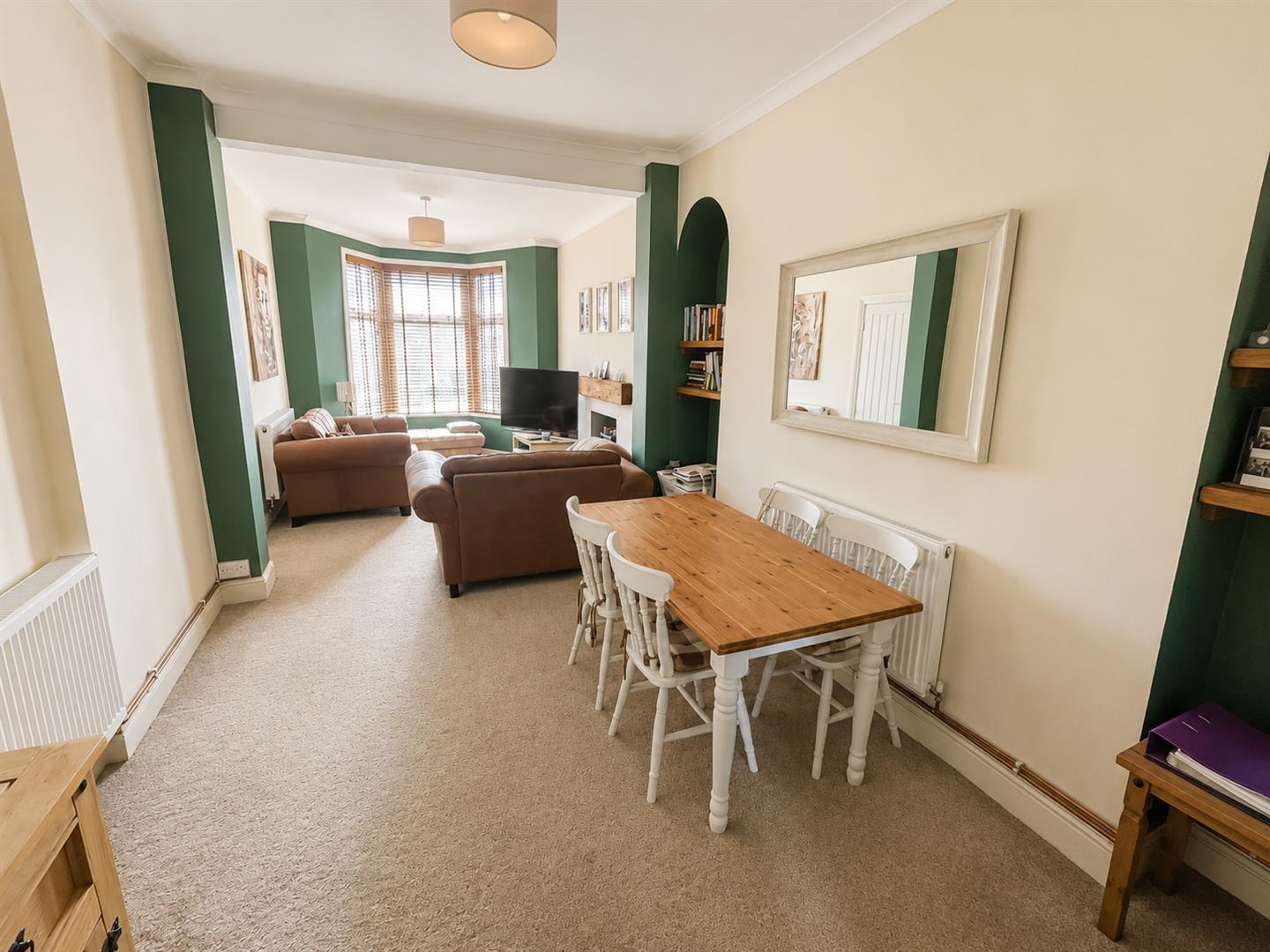 North Road, Loughor, Swansea, SA4 6QE